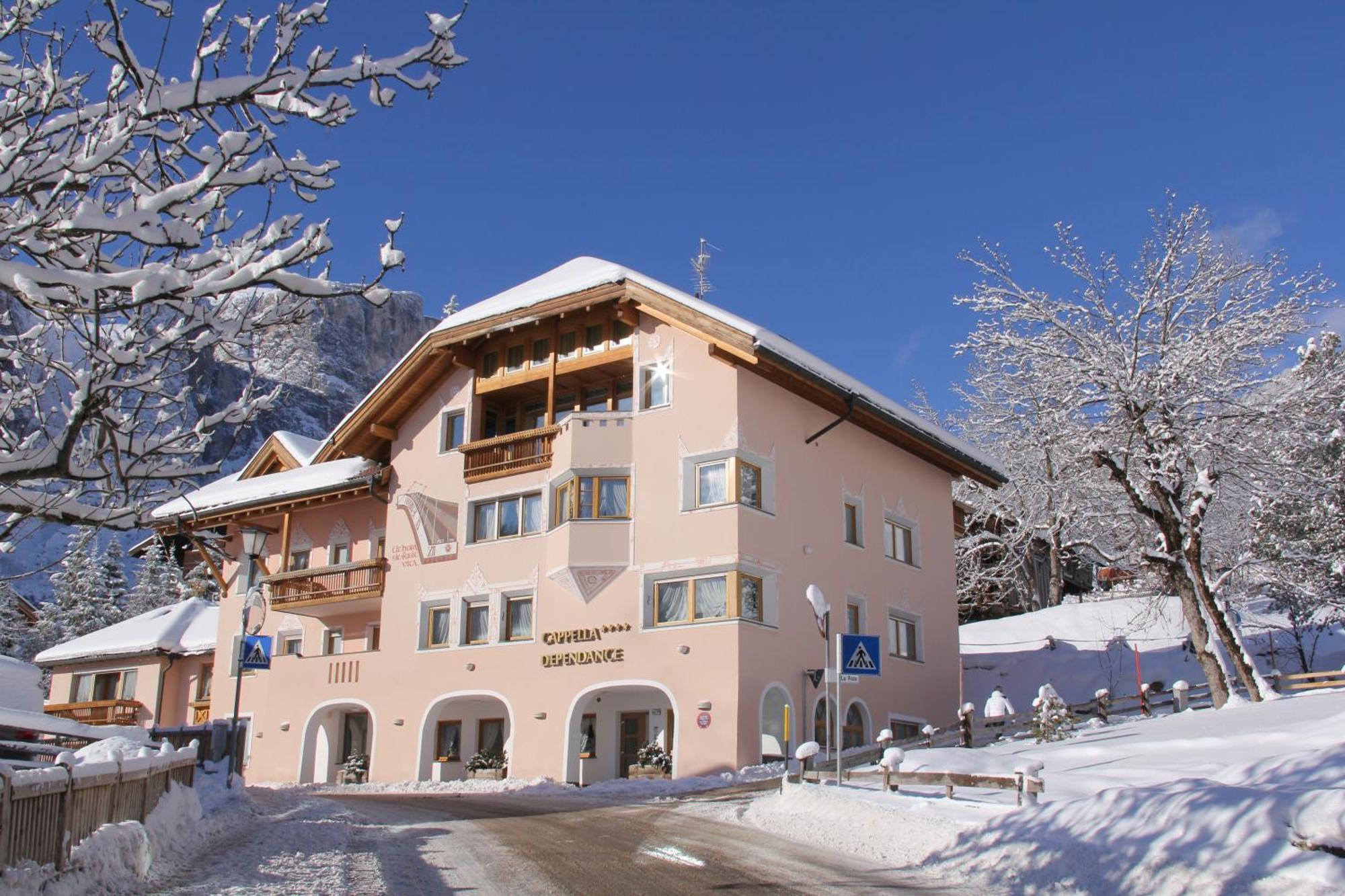 Garni Criss Aparthotel Colfosco Exterior foto